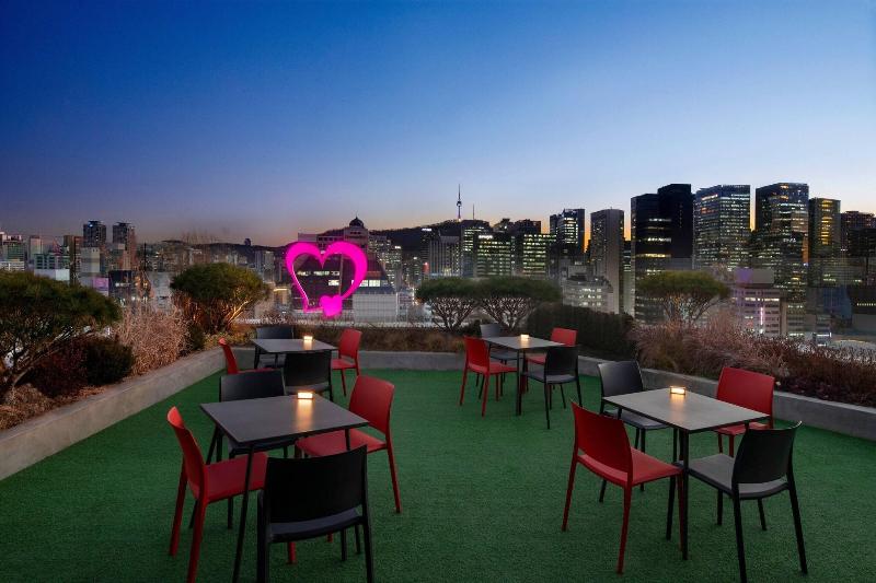 Moxy By Marriott Seoul Insadong