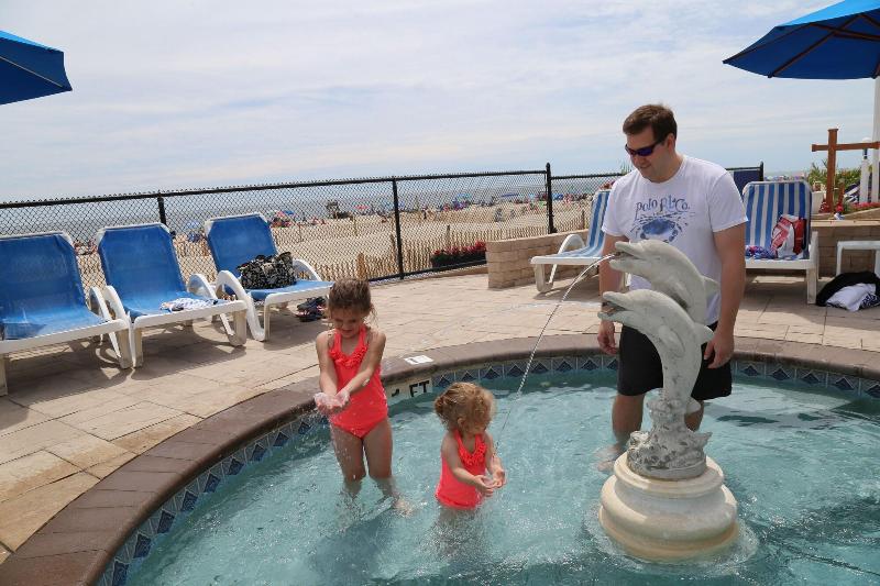 The White Sands Oceanfront Resort & Spa