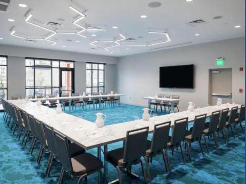 Hilton Garden Inn Visalia