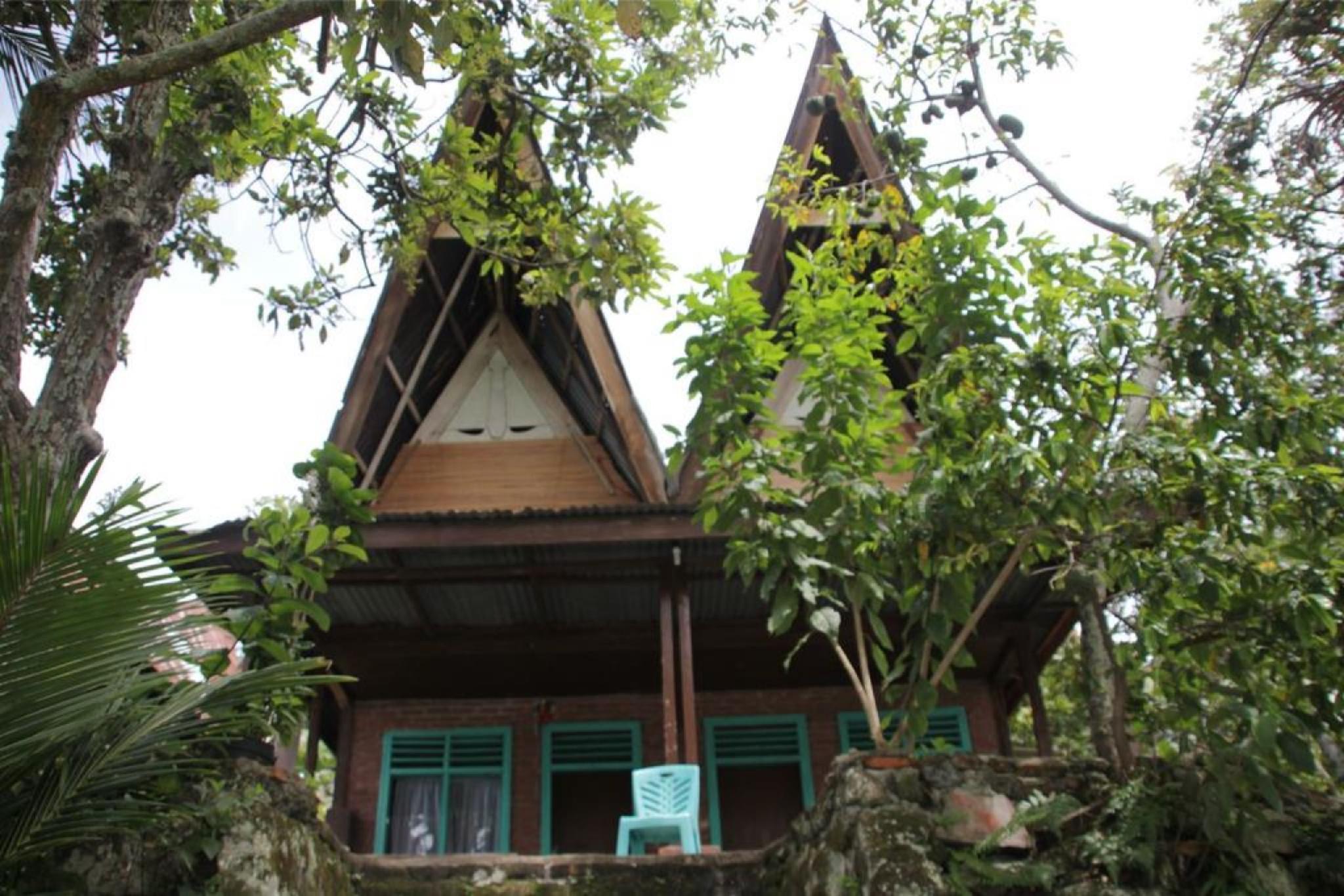 Laster Jony's Guest House