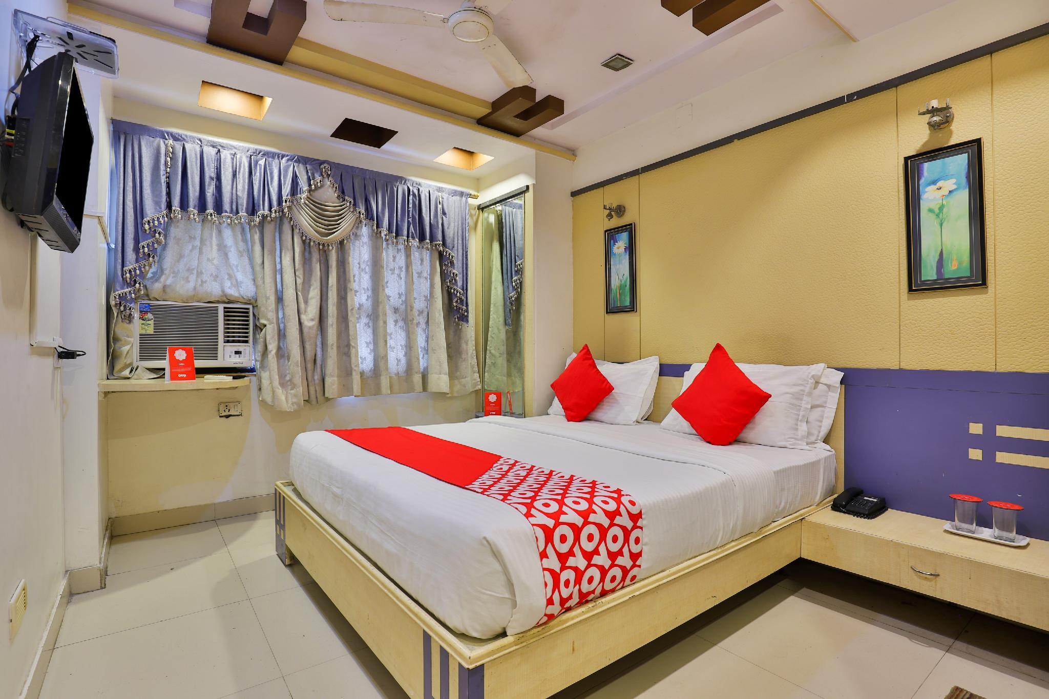 OYO 6139 Hotel Dwarka Residency