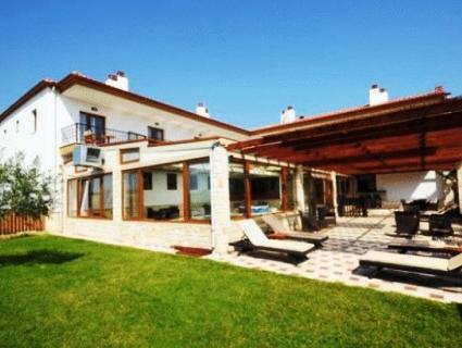 Nostos Hotel