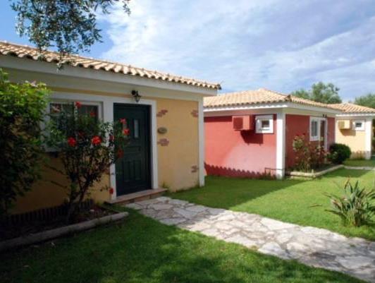 Ilyessa Cottages