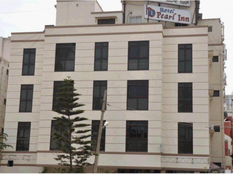 Hotel Pearl Inn