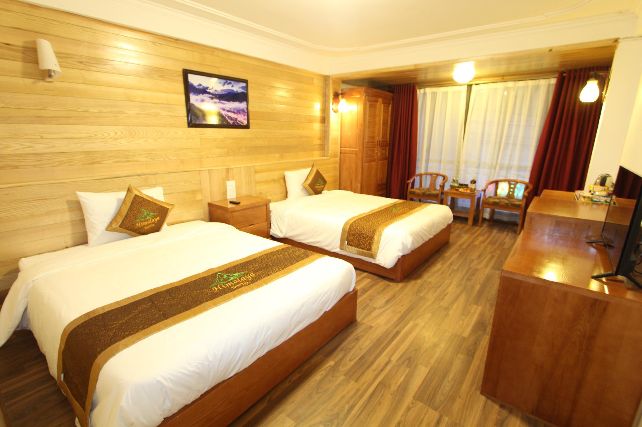 HIMALAYA HOSTEL ROOM
