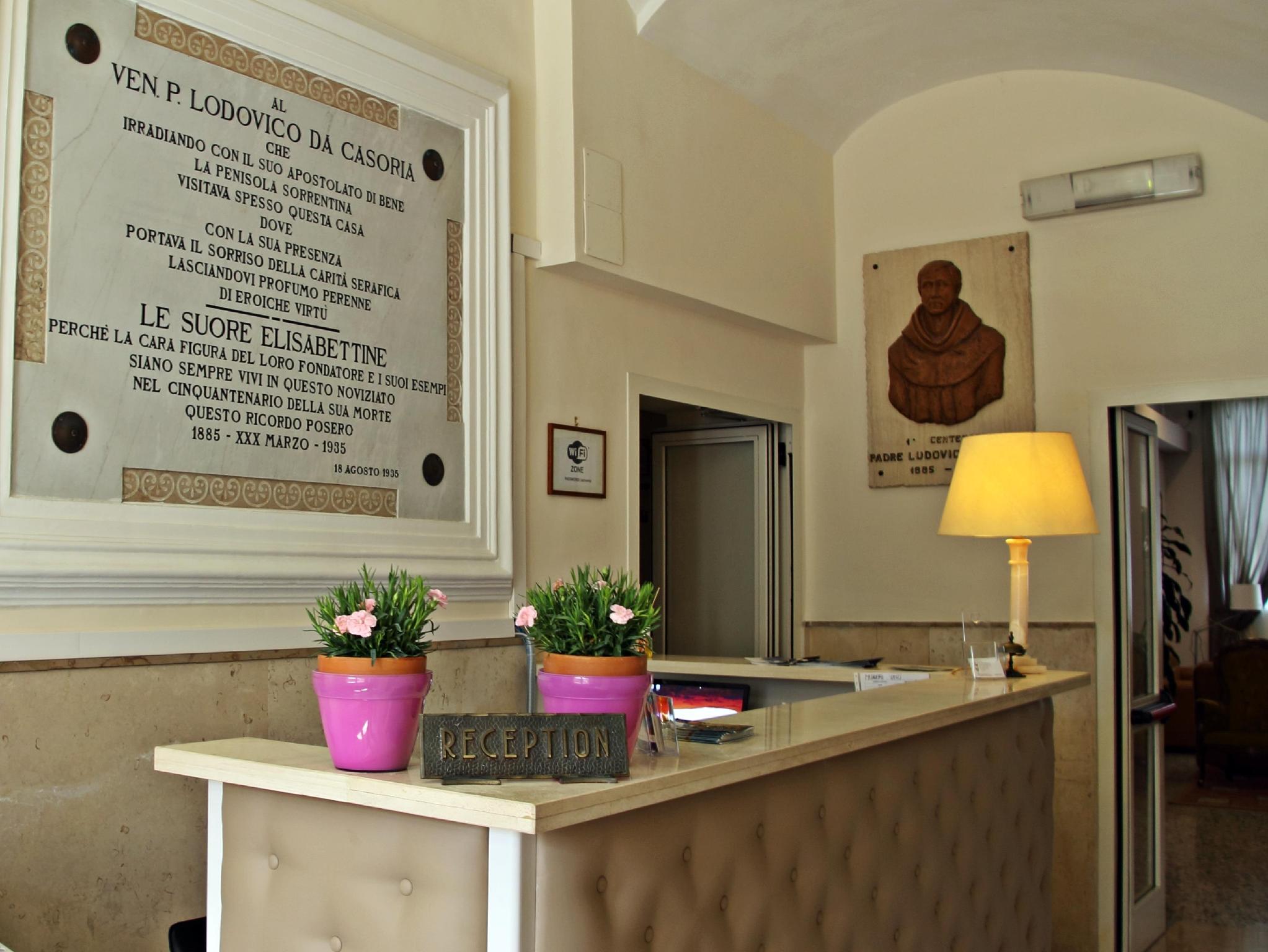 Sisters' Hotel
