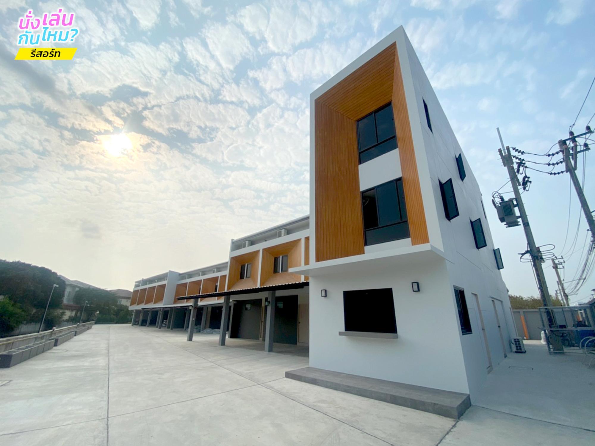 Nunglenkunmai Hotel (SHA Certified)