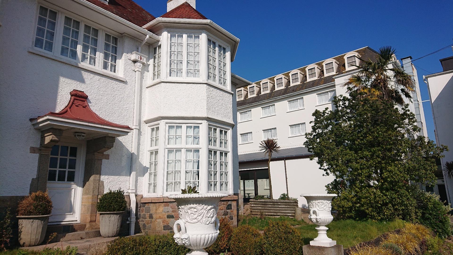 Norfolk Lodge Hotel