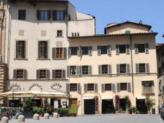 La Casa Del Garbo - Luxury Rooms & Suite