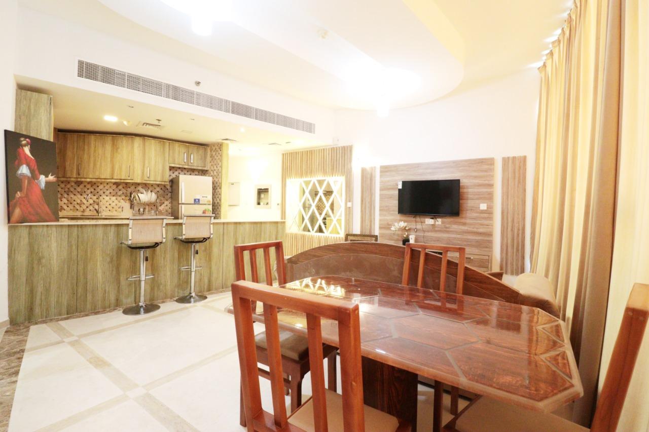 COZY AND LOVELY 2 BEDROOM APARTMENT