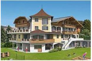 Landhotel Hubengut Bed and Breakfast