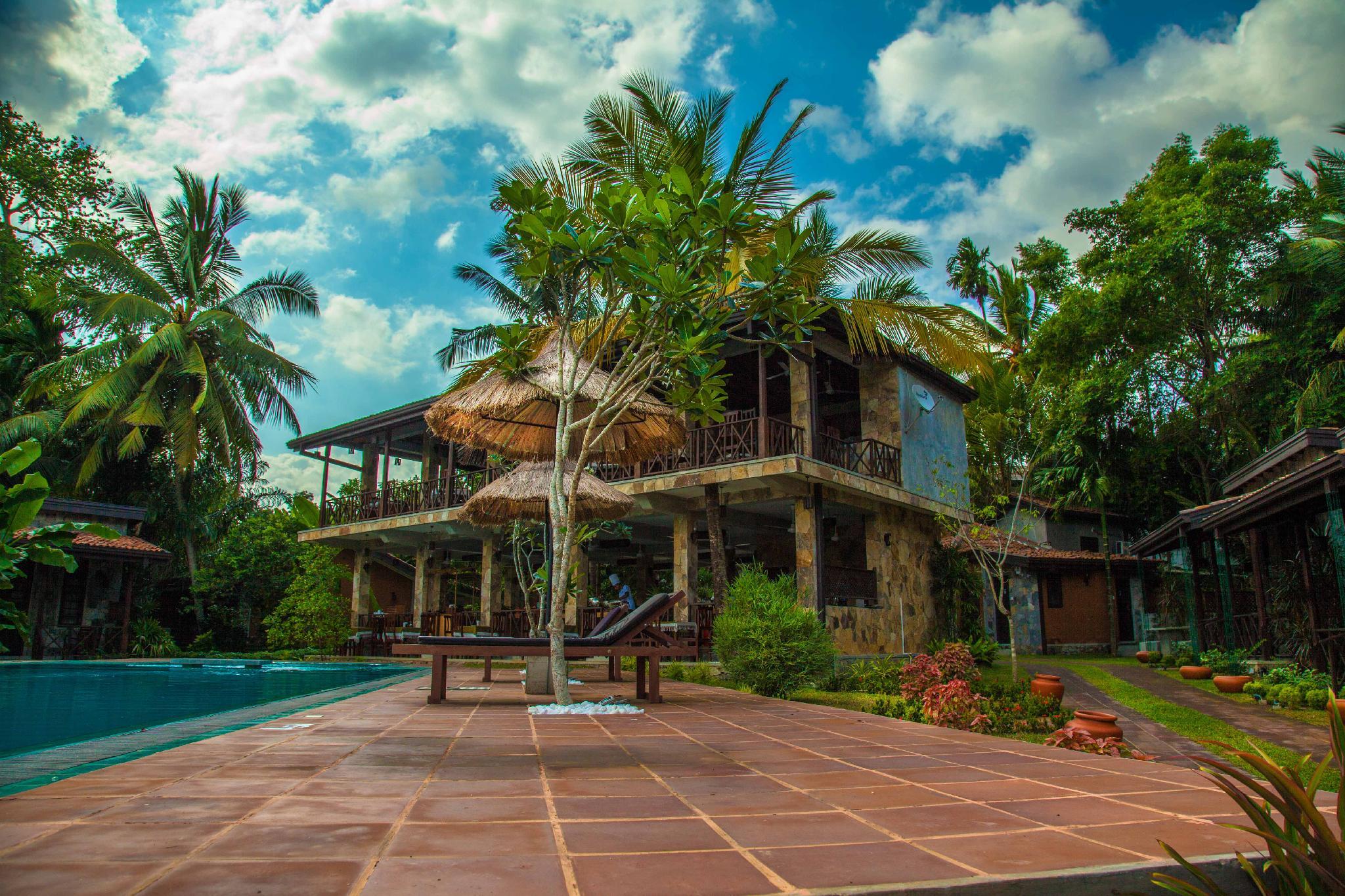 Villa Pinnawala & restaurant