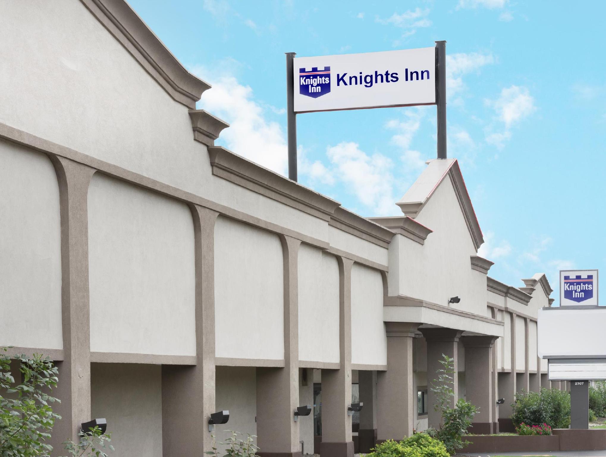 Knights Inn - Trevose, PA