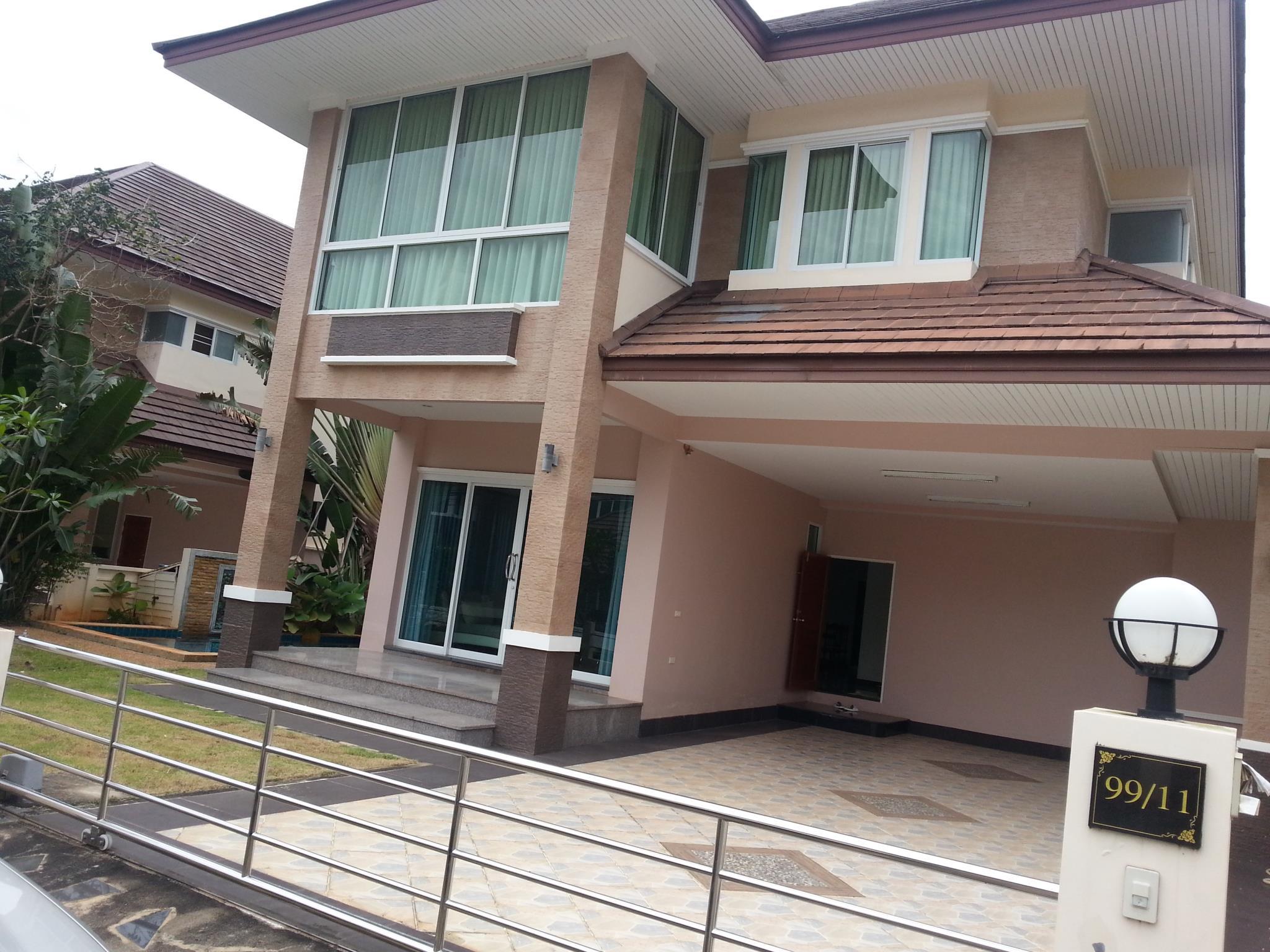 June Pool Villa