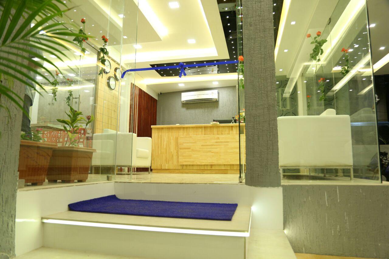 4U business class hotel