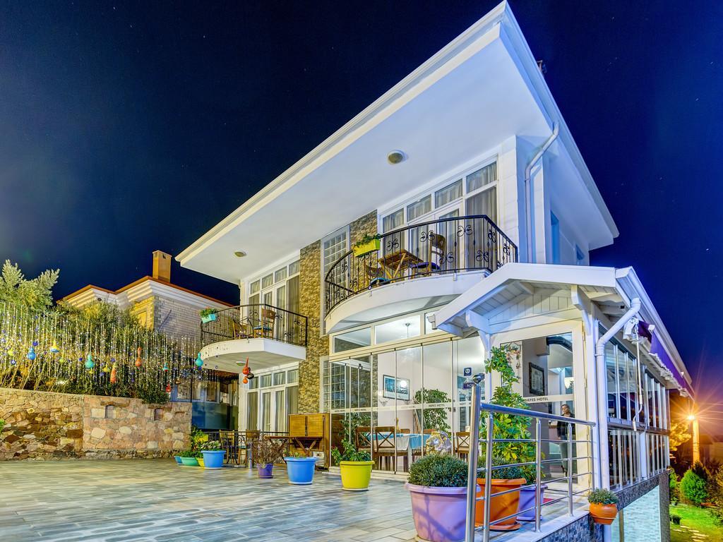 Cunda Nefes Otel