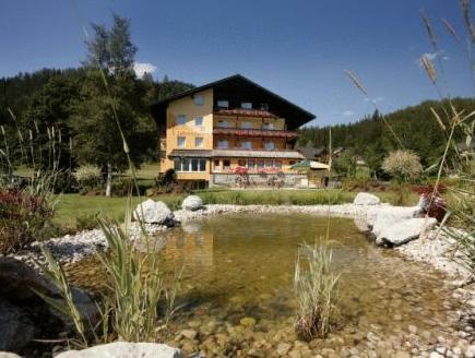 SCHONIS-Landhotel