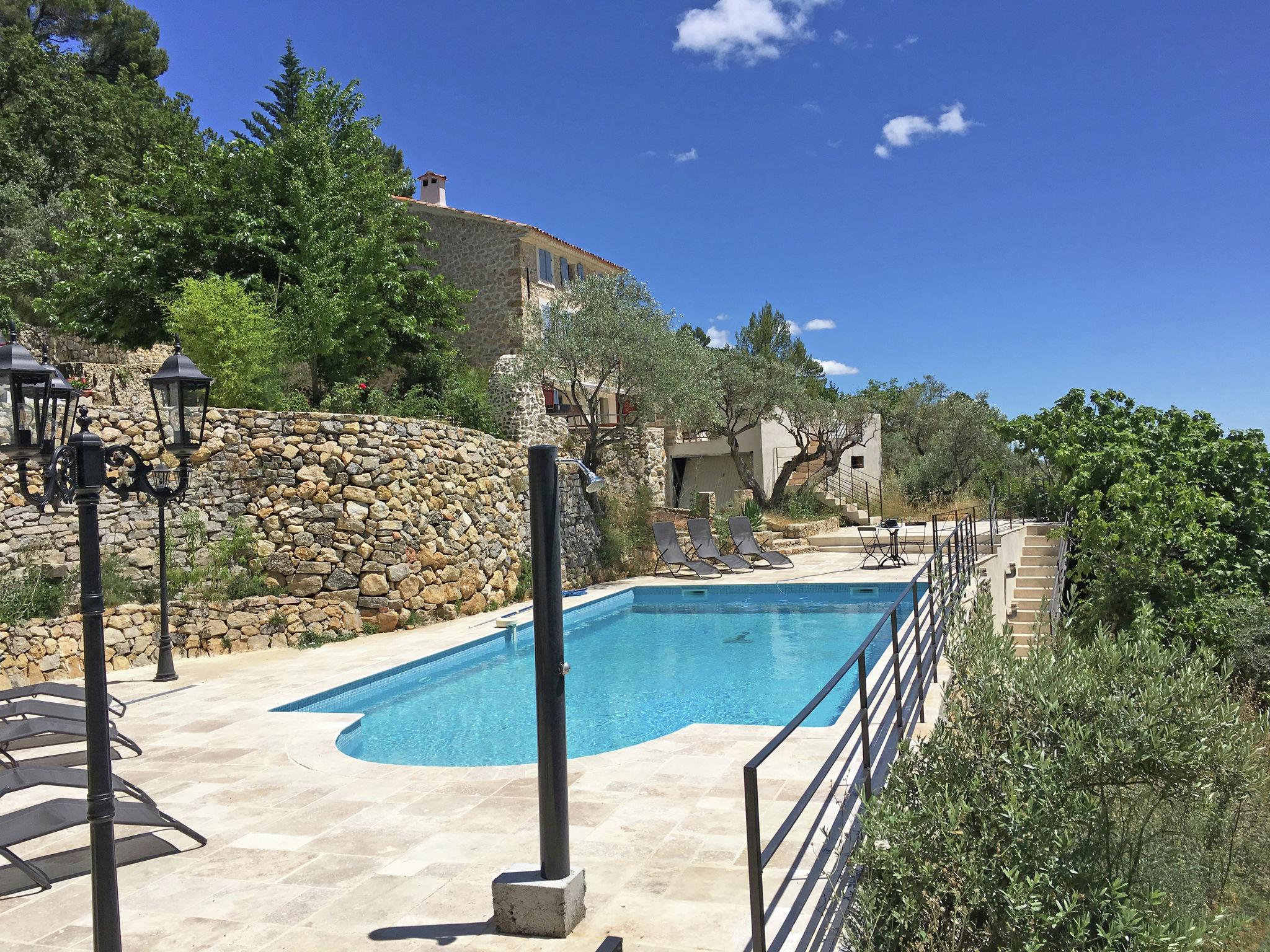 Beautiful Provencal villa with guest house and private pool, panoramic view