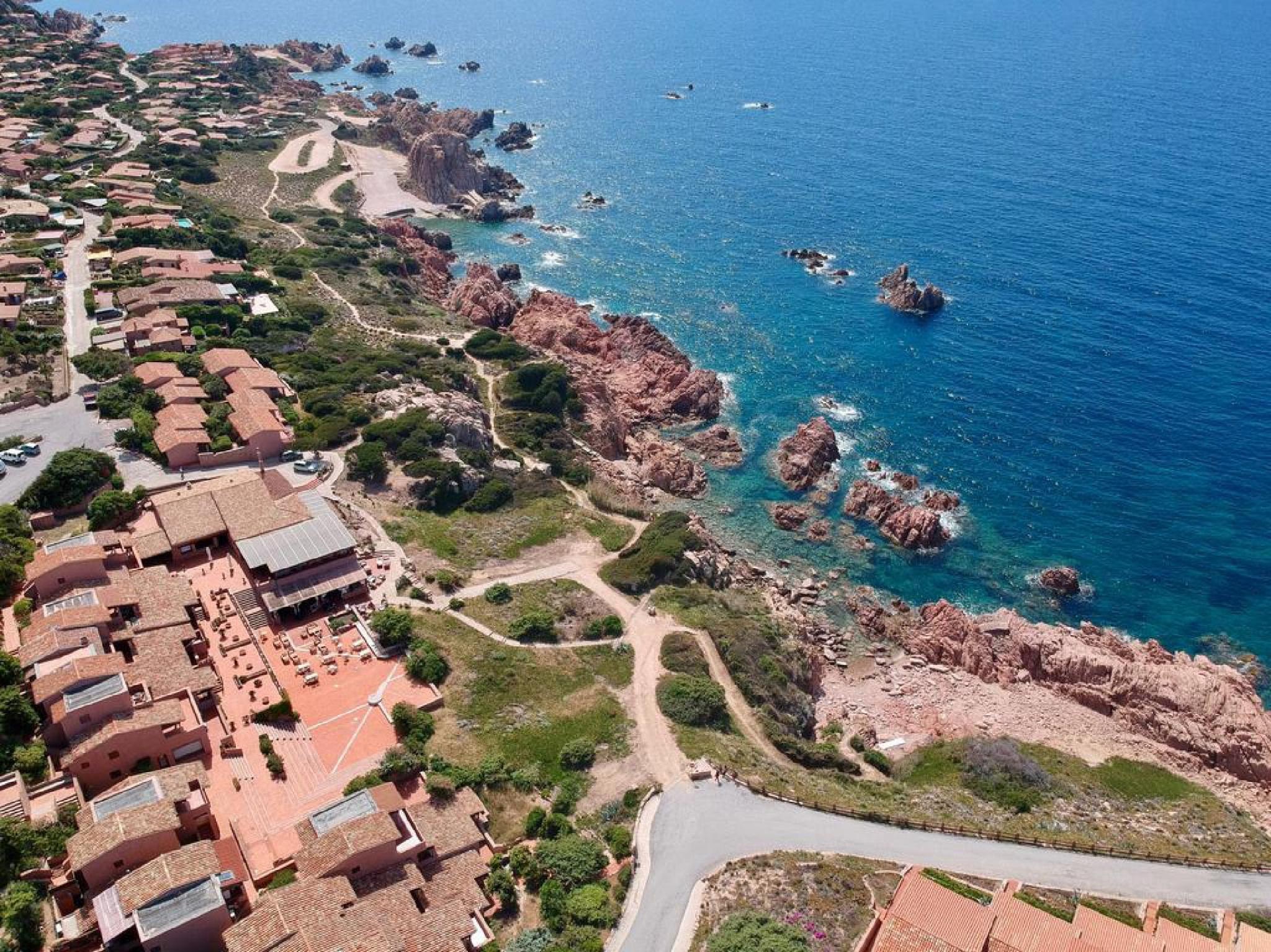 COSTA PARADISO RESORT