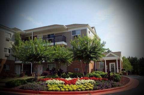 Budgetel Inn & Suites