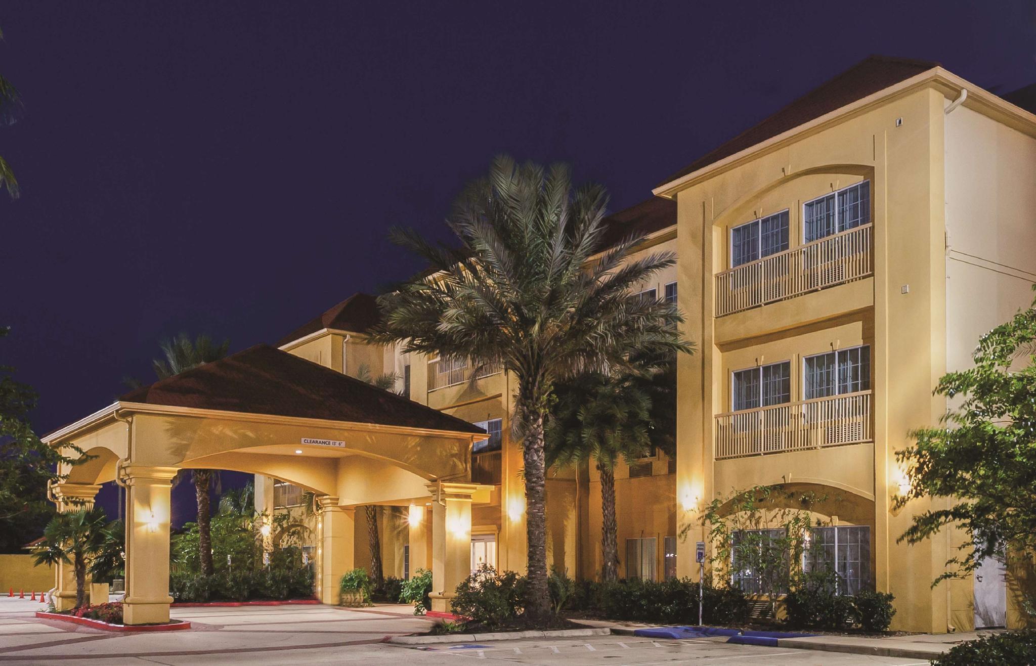 La Quinta Inn & Suites by Wyndham Winnie