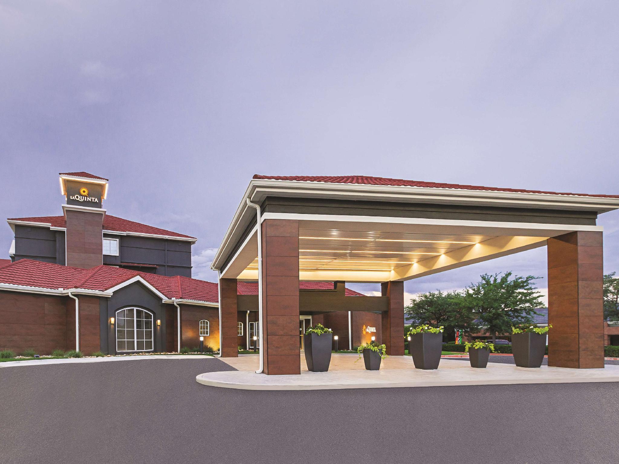 La Quinta Inn and Suites Fort Worth City View
