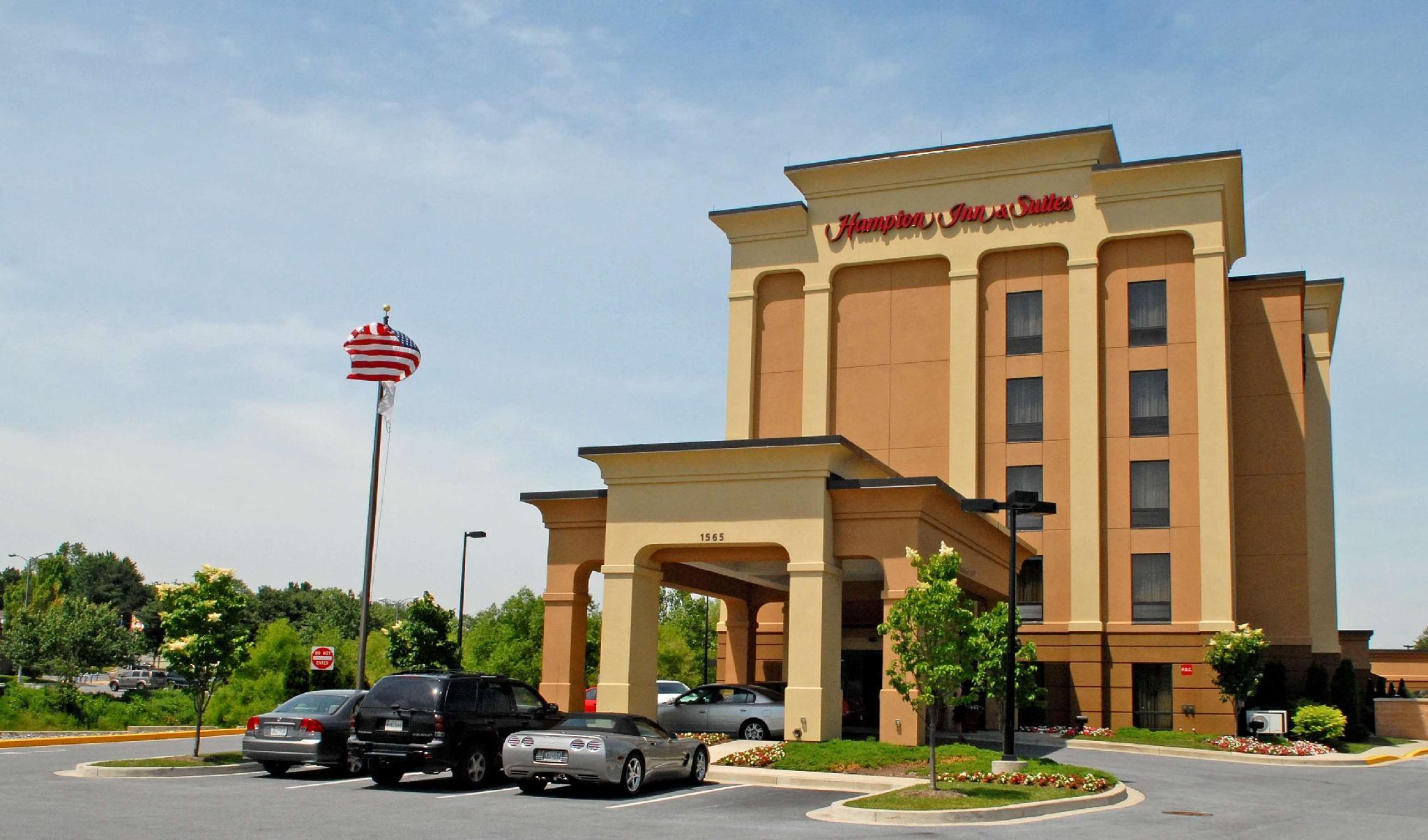 Hampton Inn and Suites Frederick Ft. Detrick