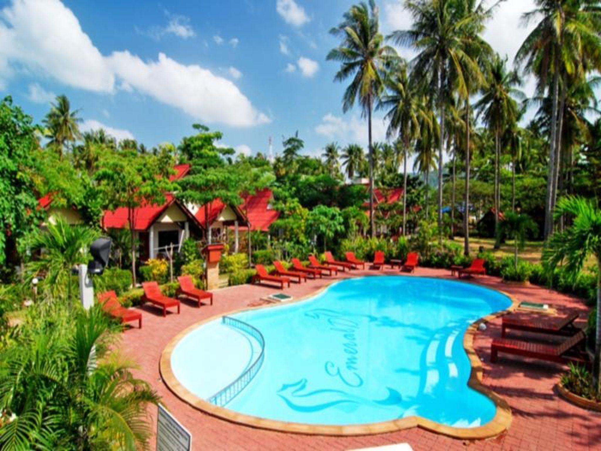 Lanta Emerald Bungalow