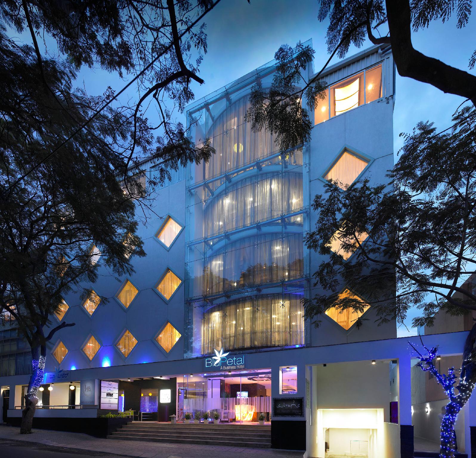 BluPetal Hotel