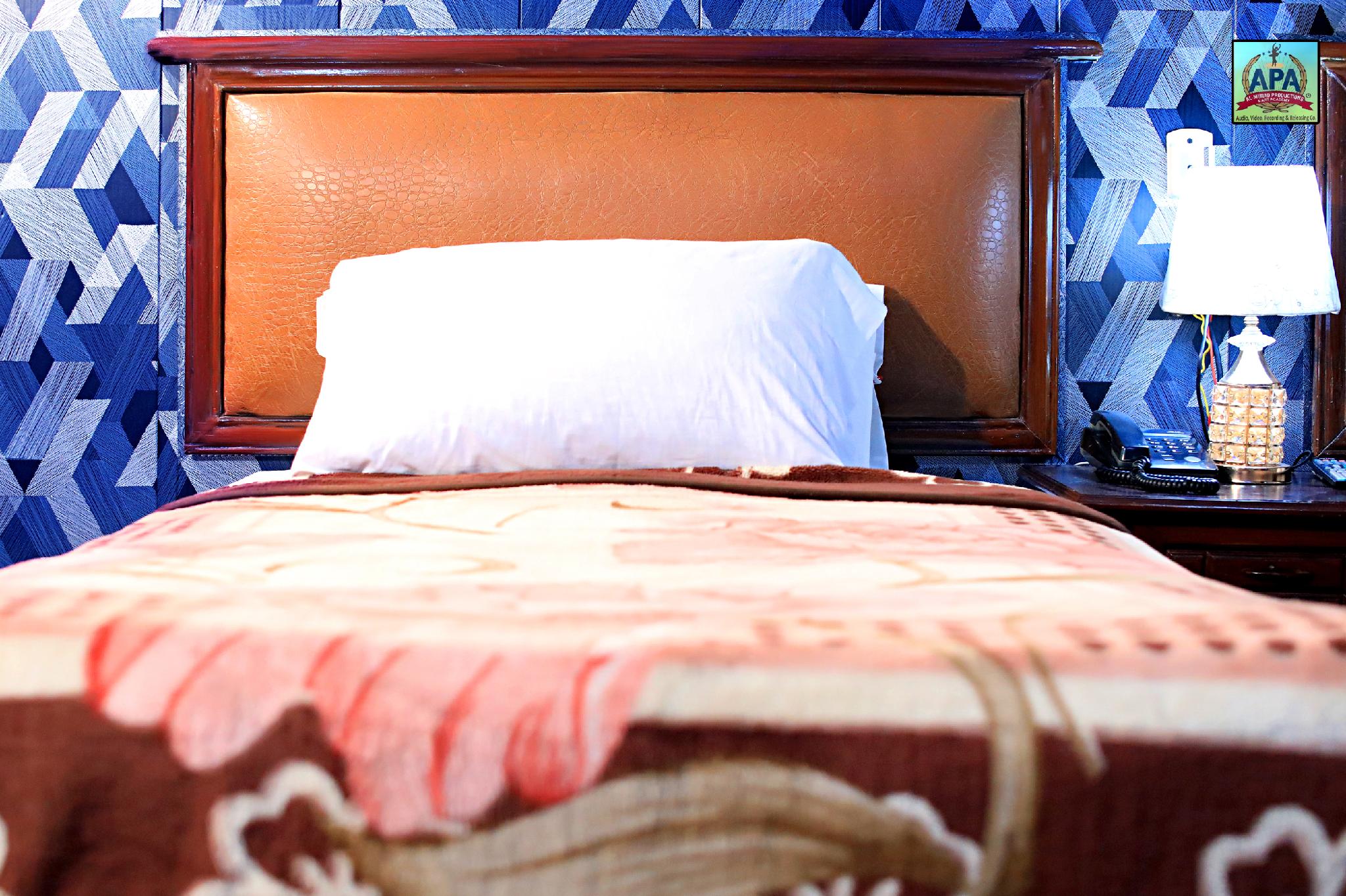 Deluxe Rooms For Comfortable Stay