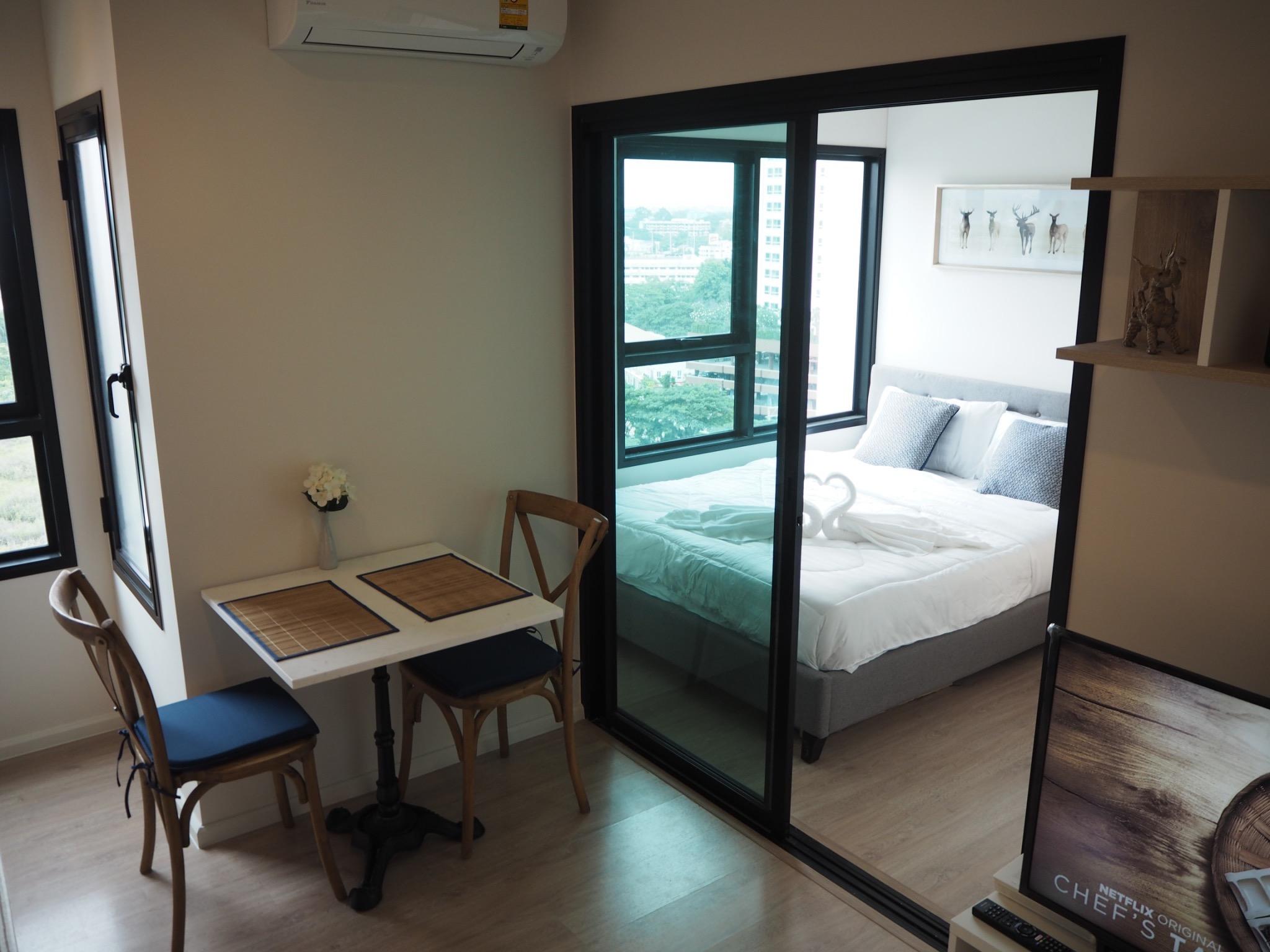 One bedroom with rooftop swimming pool B