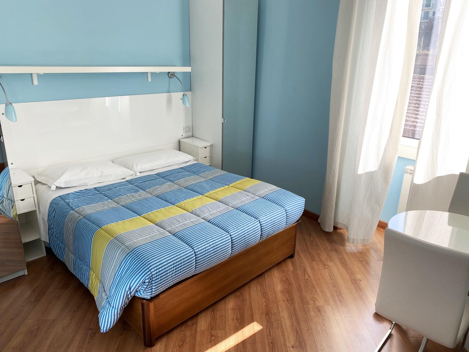 Luna Rossa Roma Guest House