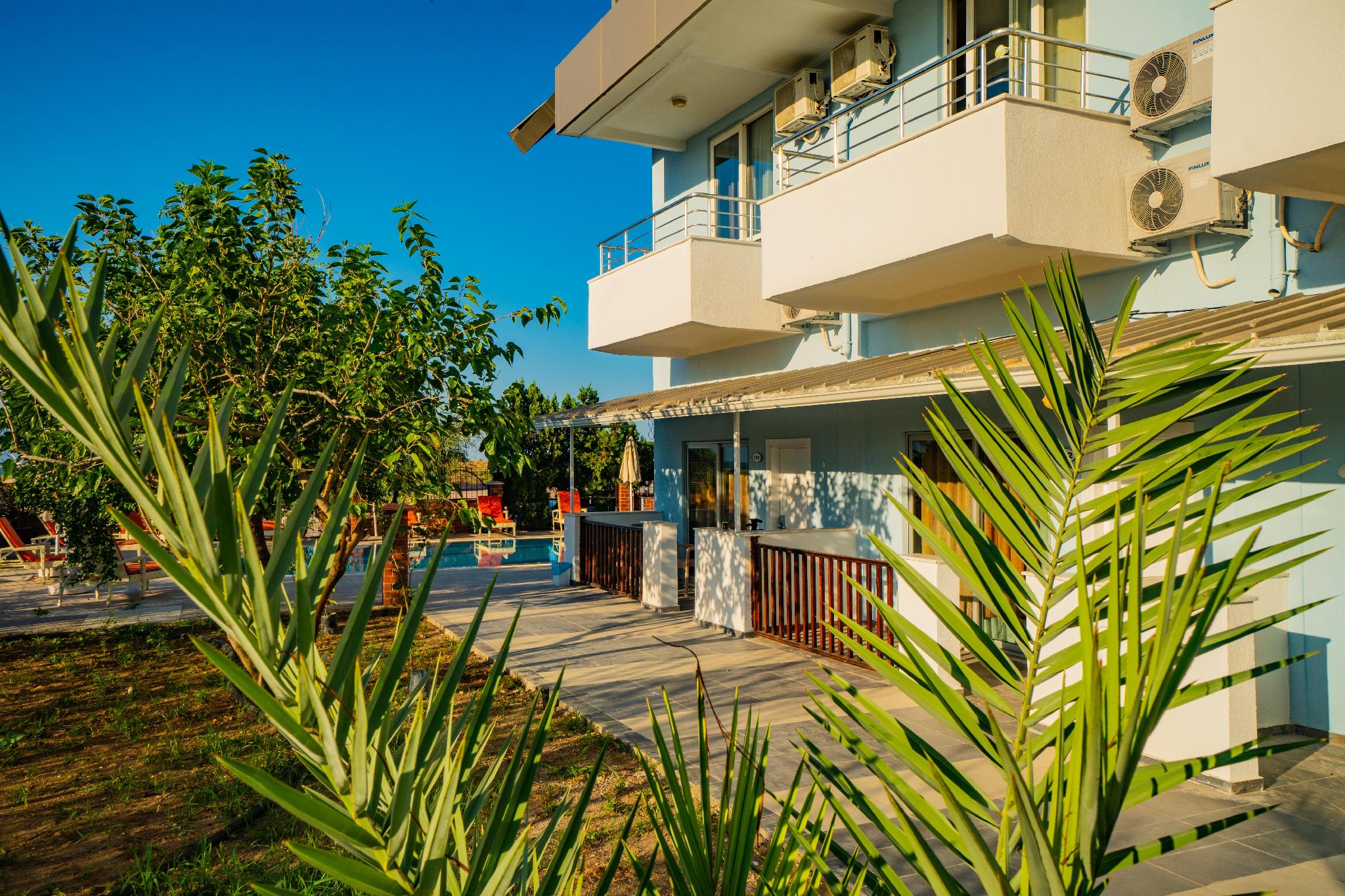 Prenses Sealine Beach Hotel