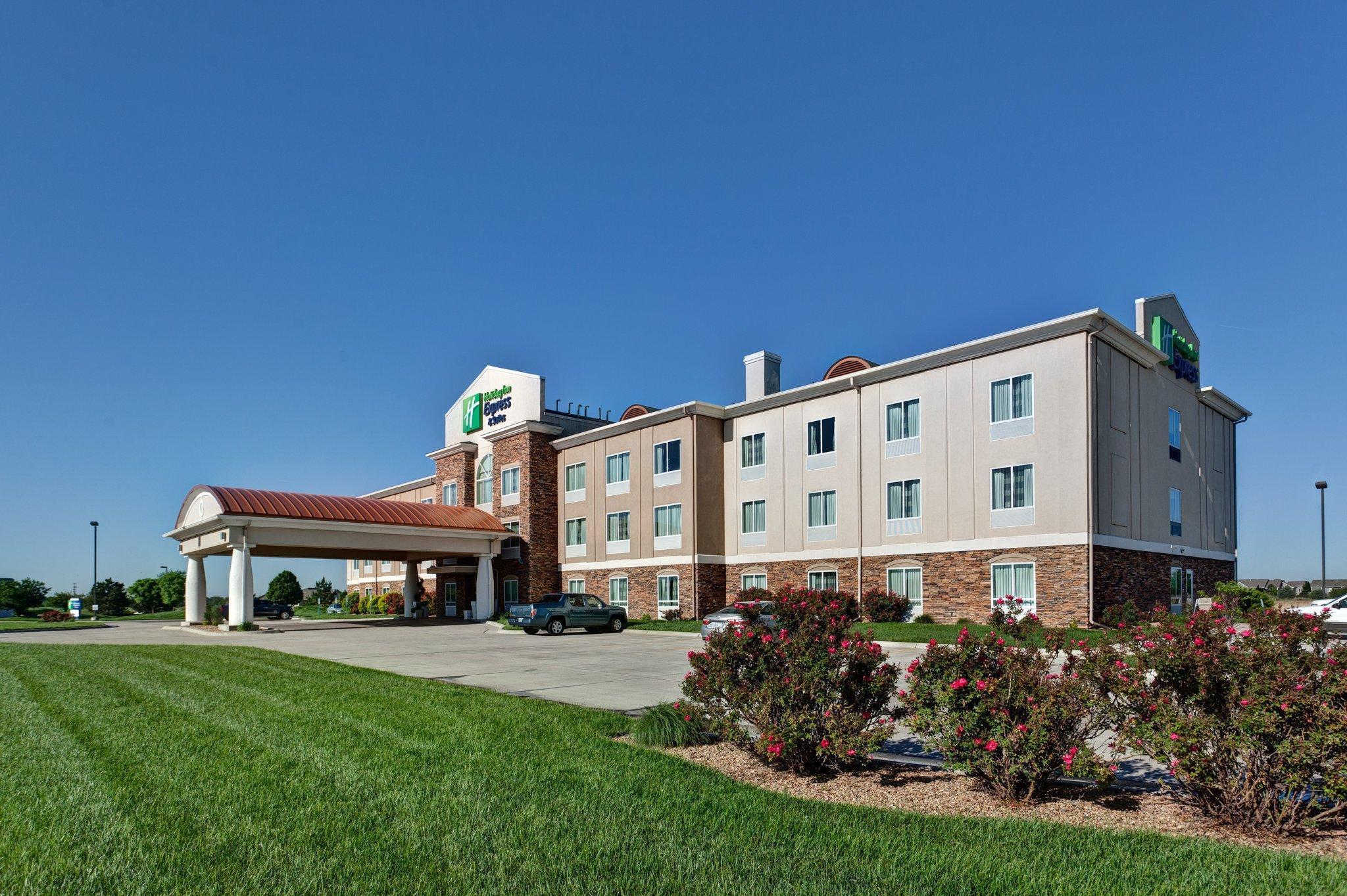 Holiday Inn Express Northwest Maize