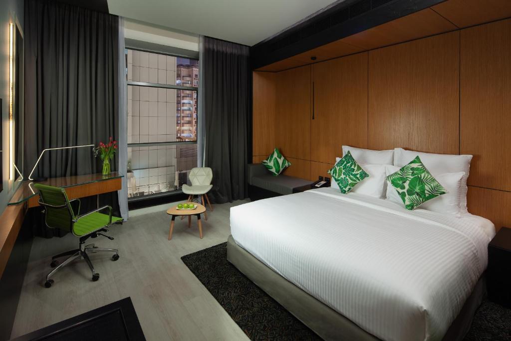 Sky Classic Room Near Green House Shopping Mall By Luxury Bookings