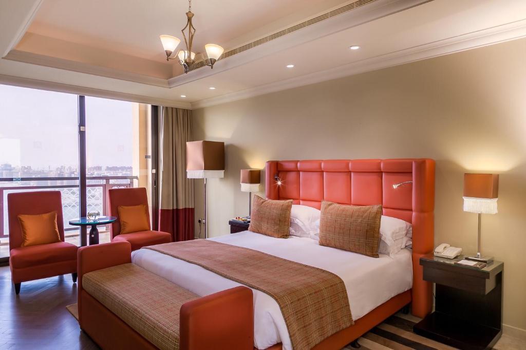 Three Bedroom Apartment In Media City By Luxury Bookings