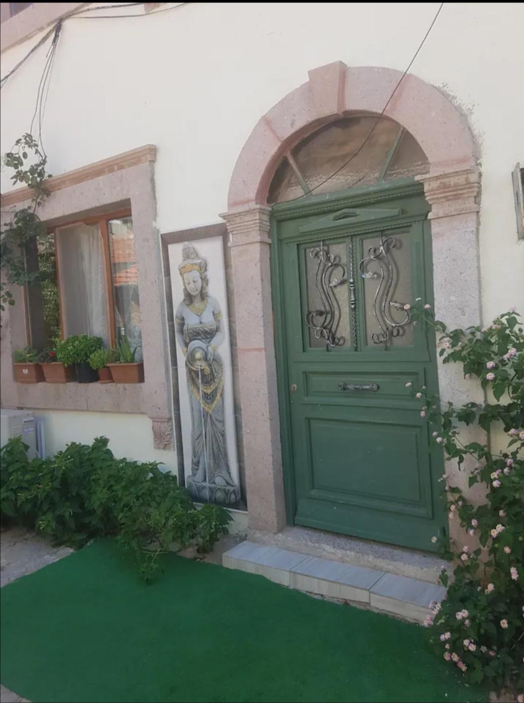 Rum evi taş bina