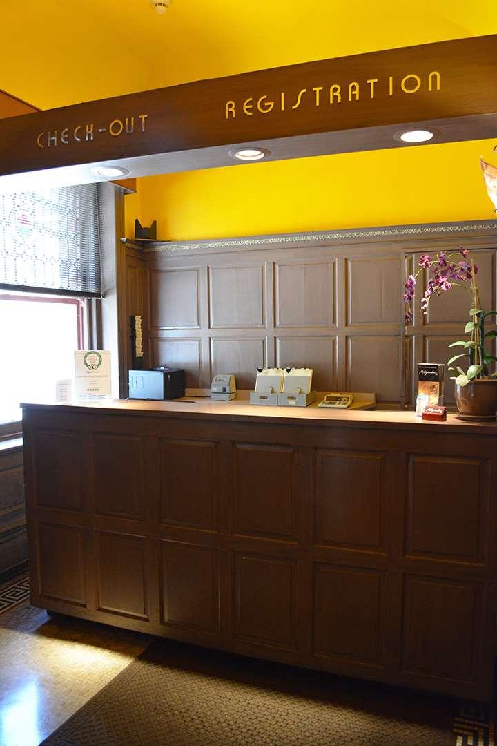 Alexander Inn