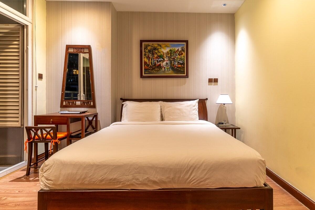 The Rixx Indochine Apartment (gym/pool/security)