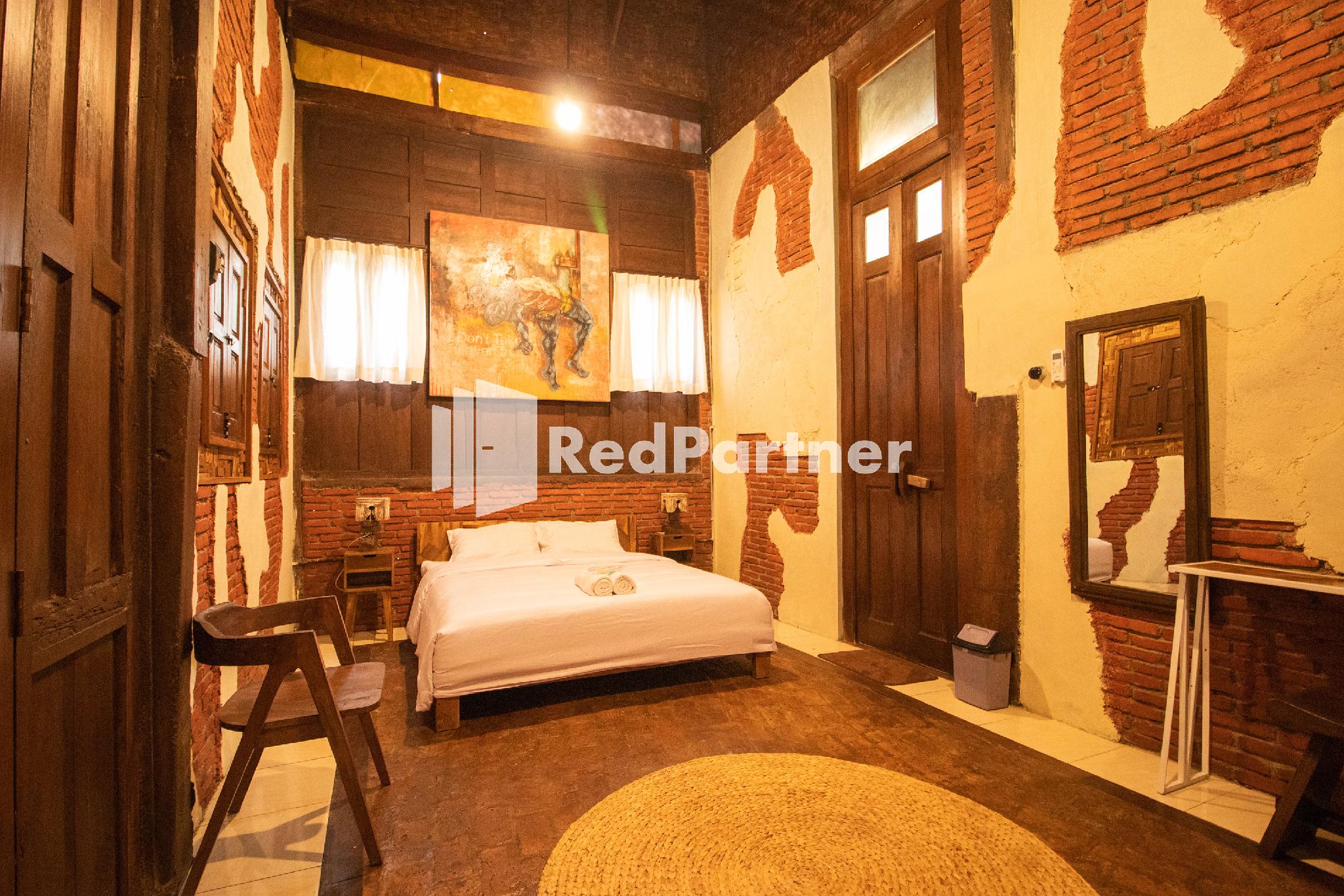 Djawata Resort & Gallery near Desa Wisata Kasongan Yogyakarta RedPartner