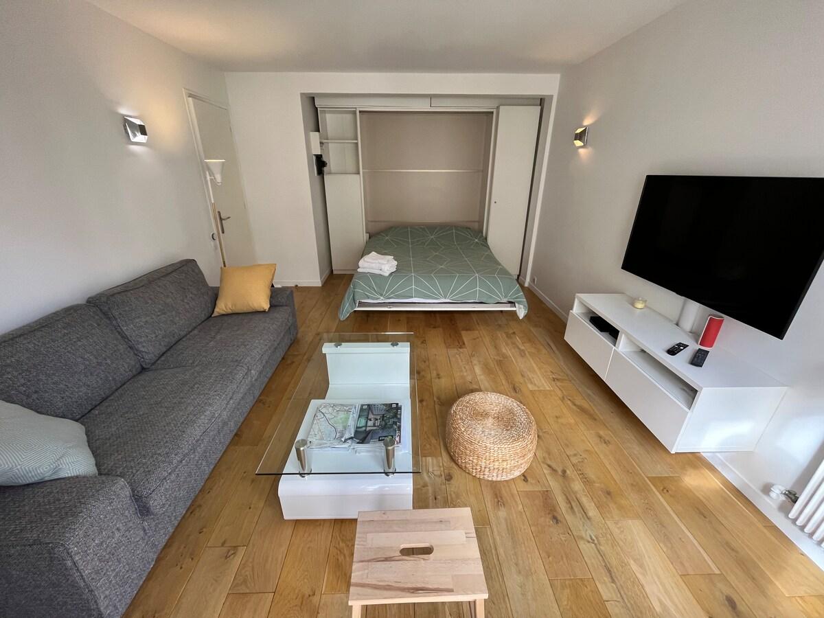 Chez Matyi: New Cosy Studio near Paris (@Suresnes)