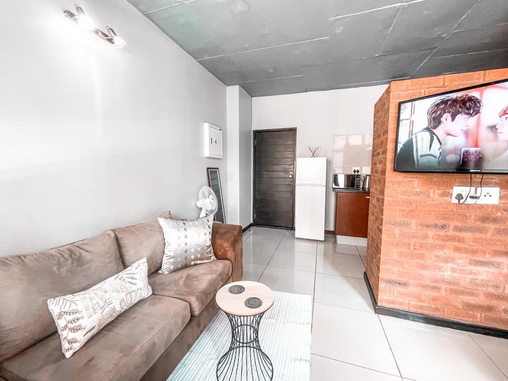 City living by Nelson Mandela bridge