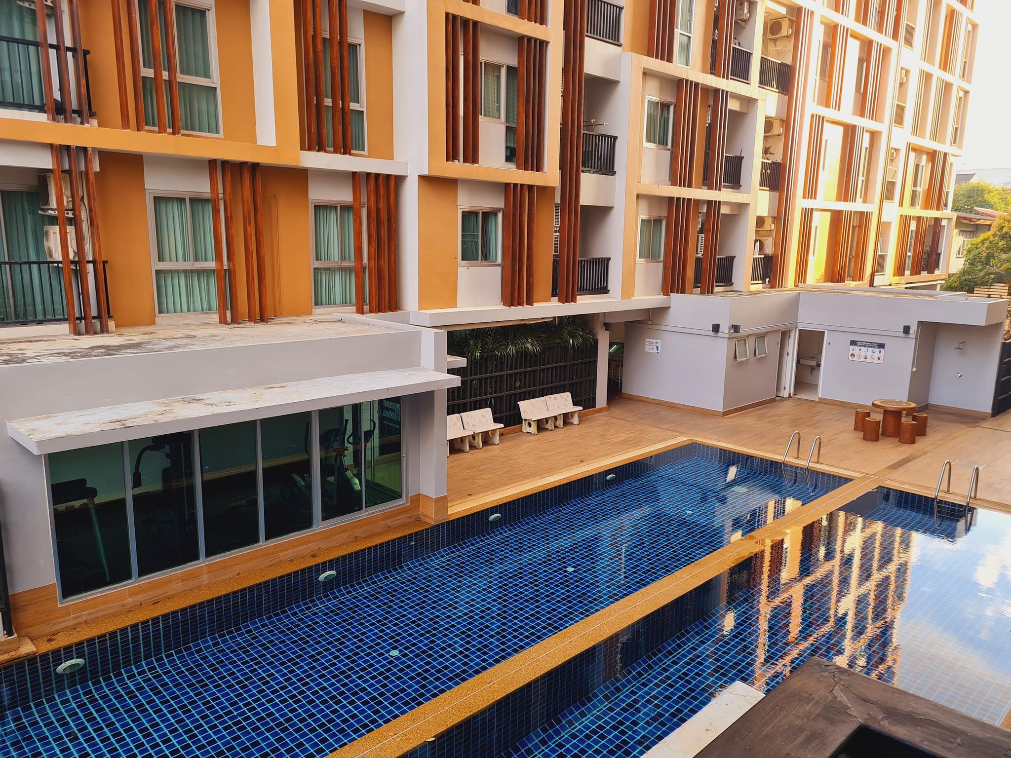 Entire house - 1 Double bedroom Swimming pool Apartment for Rent in UdonThani With Gym Laundry