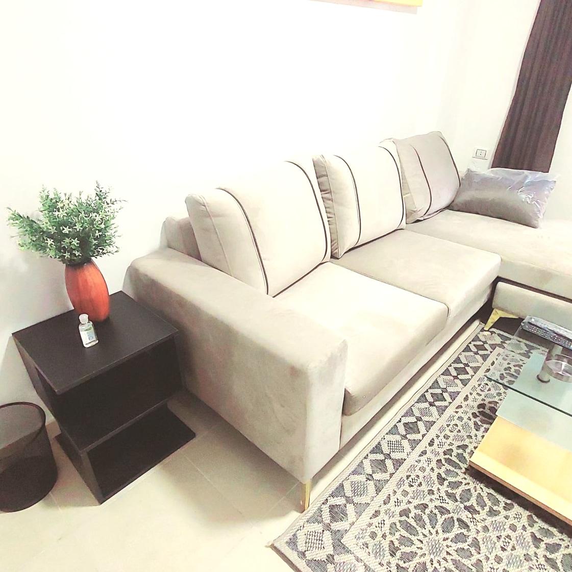 One BR apartment. Private Garden