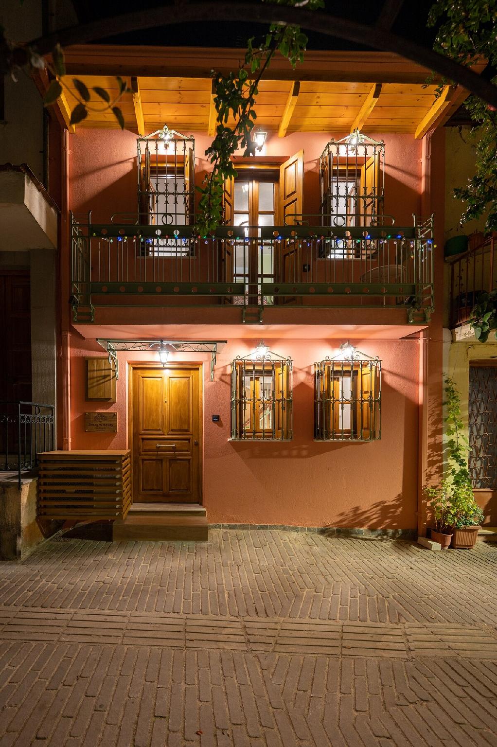 DandyVillas |Colorful Boutique House |in Old Town|