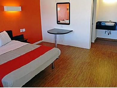 Motel 6 Manteca