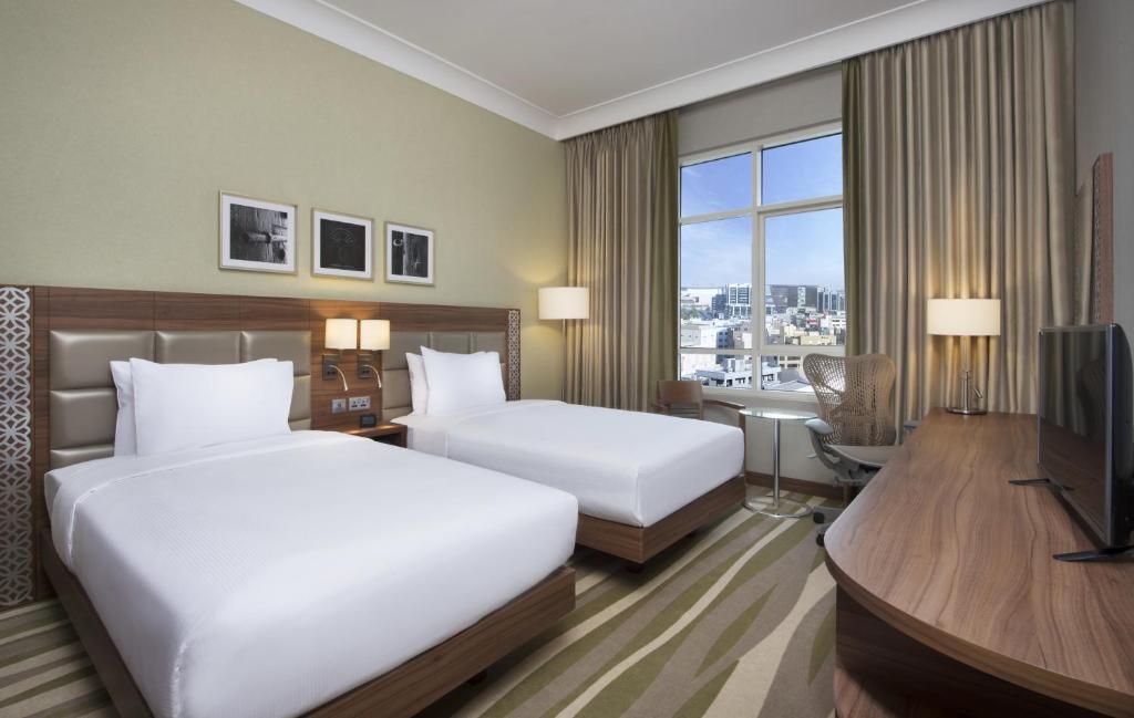 One Bedroom Near Al Bakhti By Luxury Bookings