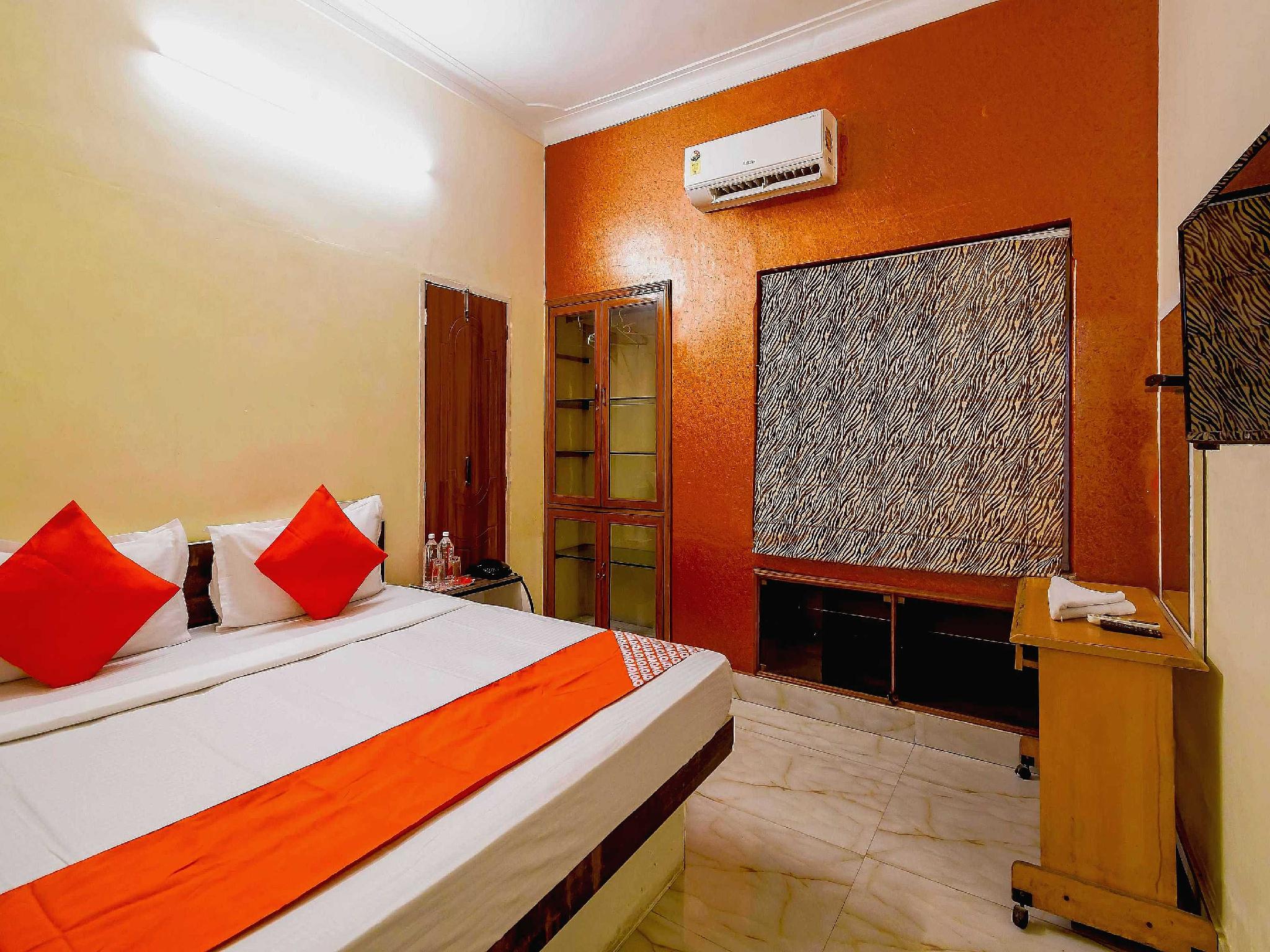 OYO Smriti Villa Residency
