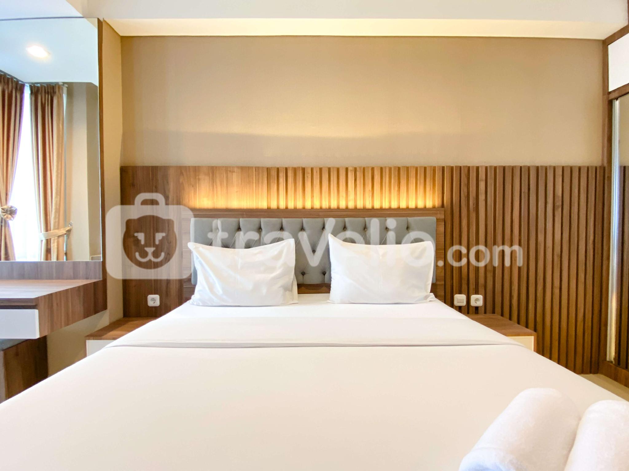 Pleasurable Tidy 1BR Tamansari Iswara By Travelio