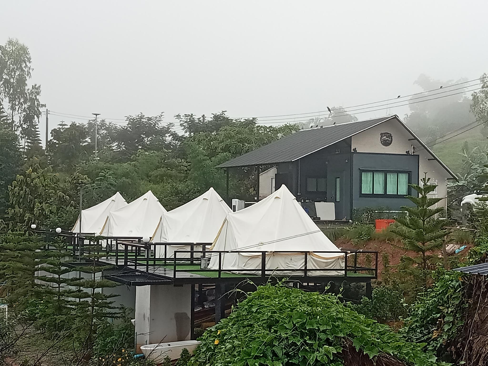 Yenyen camping 